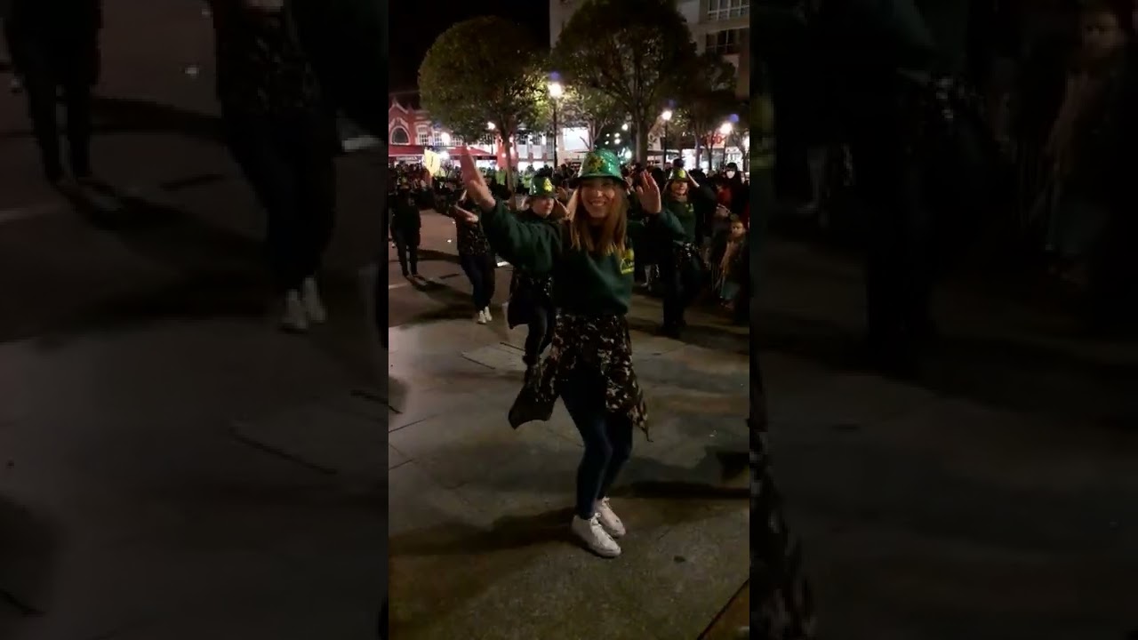 Desfile charangas y comparsas  Antroxu Gijón 2022