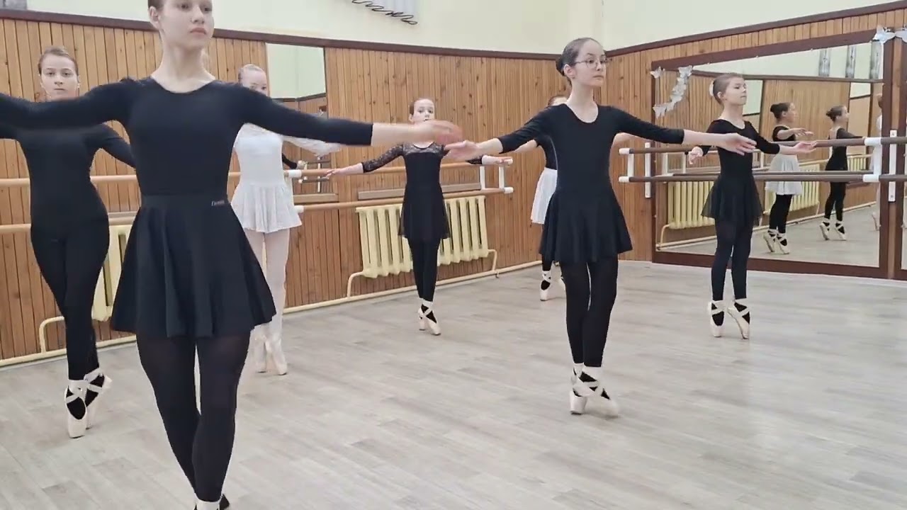 Занятие на пуантах