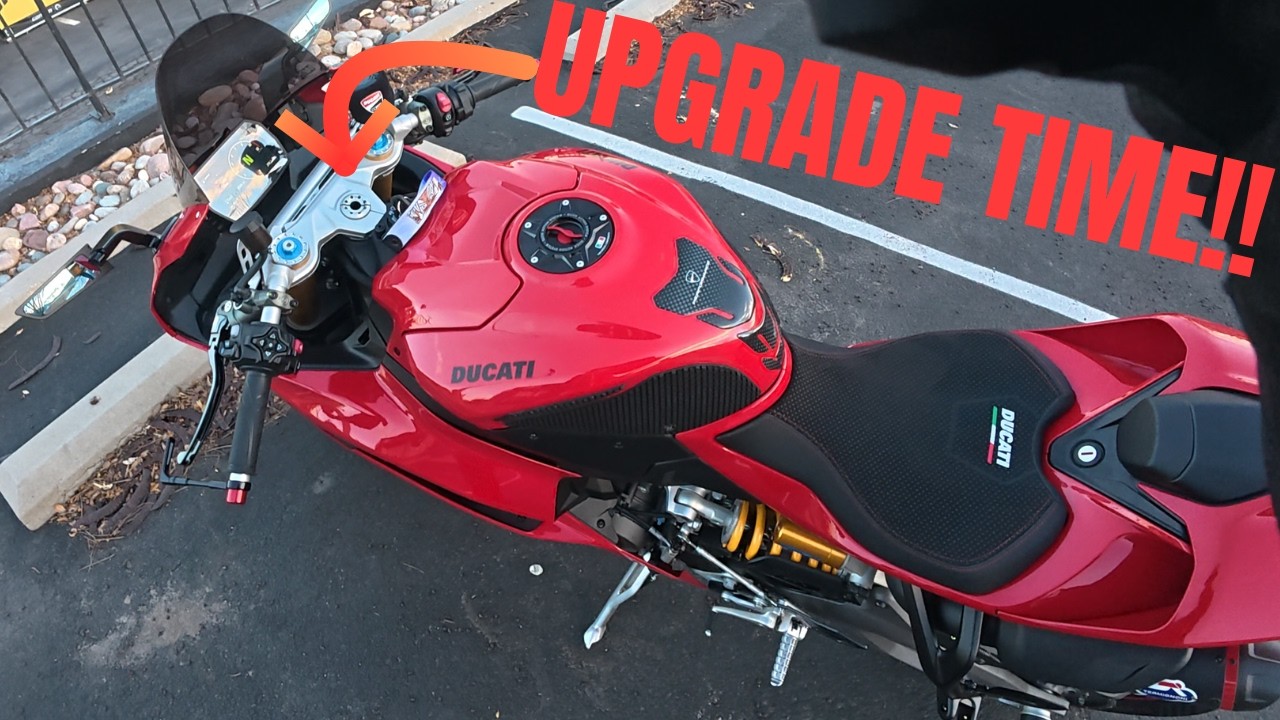 Ducati Panigale V2 S 2025 - Upgrade Time! bye bye stock handlebars!