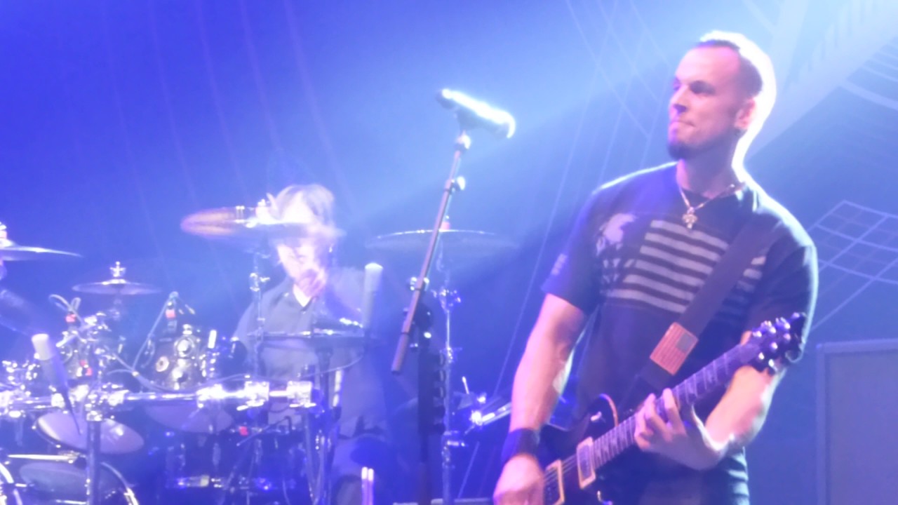 Alter Bridge - My Champion (Live @ HMH)