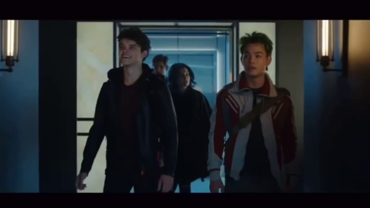 Titans (2018) 2x01 - The Titans get the Titans Tower