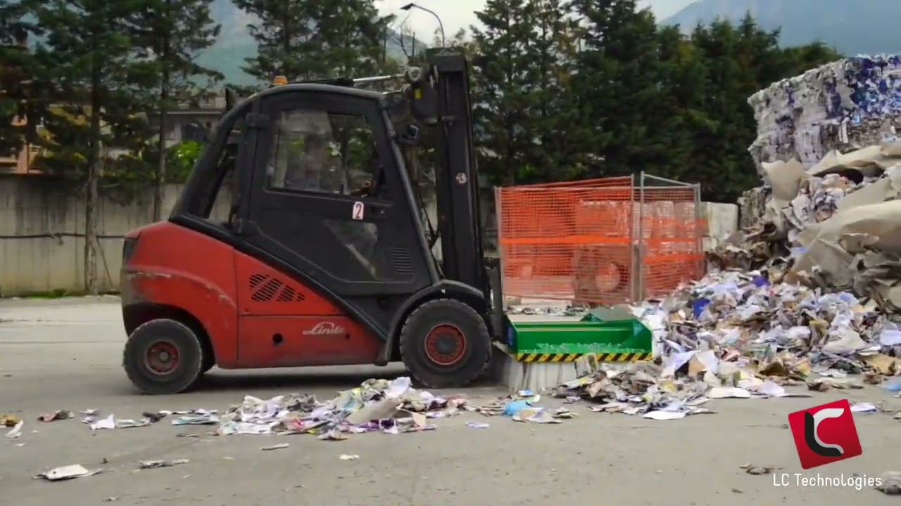 Brosse BUTTI chariot élévateur application déchets