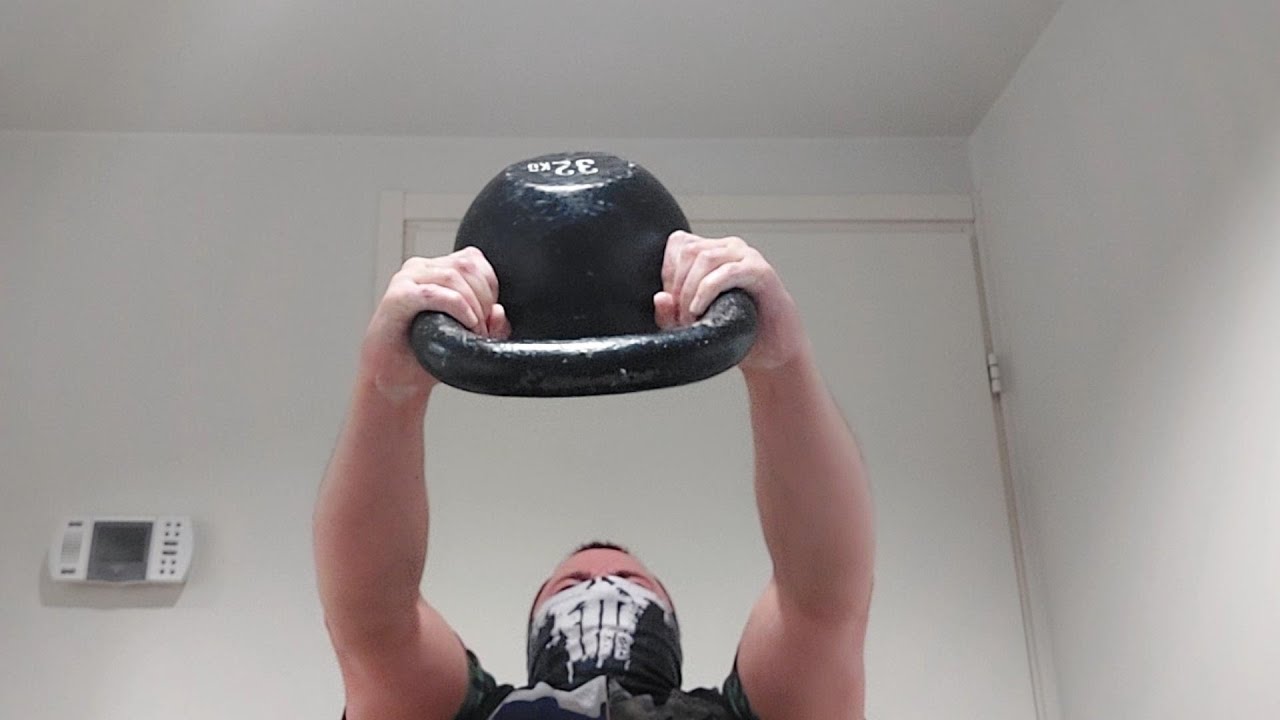 32 kg kettlebell two hand hold #challenge #strength #shoulderworkout