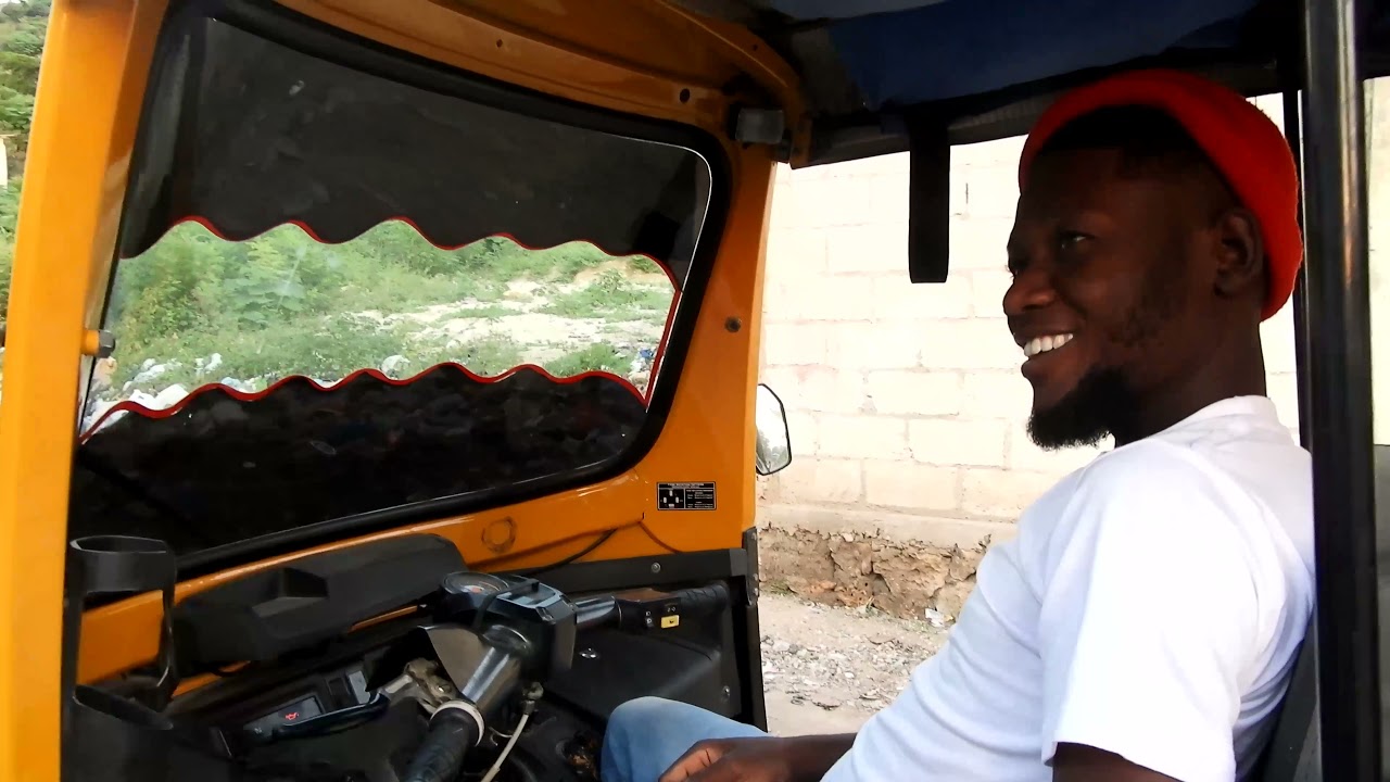 men kòman yo moutre kondi moto byen fasil
