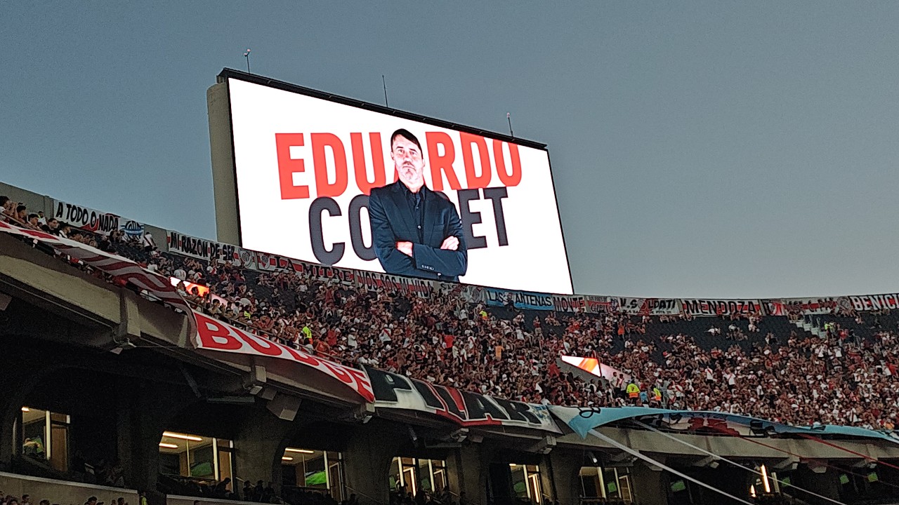 💪EL APLAUSÓMETRO DEL MONUMENTAL: OVACIÓN PARA CHACHO COUDET, SILBIDOS PARA PAULO DÍAZ Y HUEVO ACUÑA