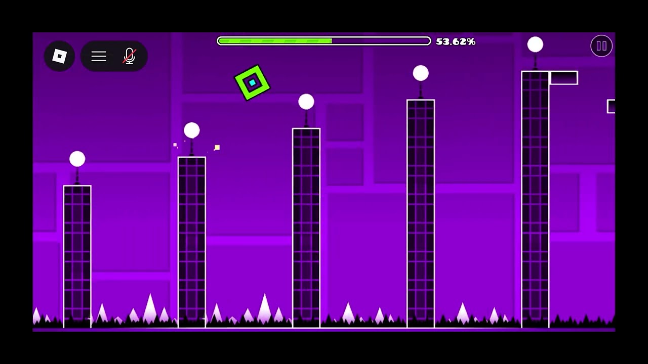 Fame YouTubers play Geometry Dash in Roblox