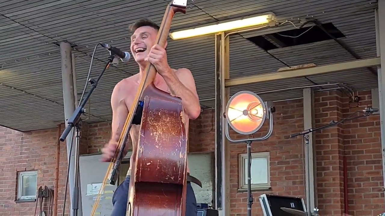 The Long Tall Texans  - Get back wetback, live in Finland 2022