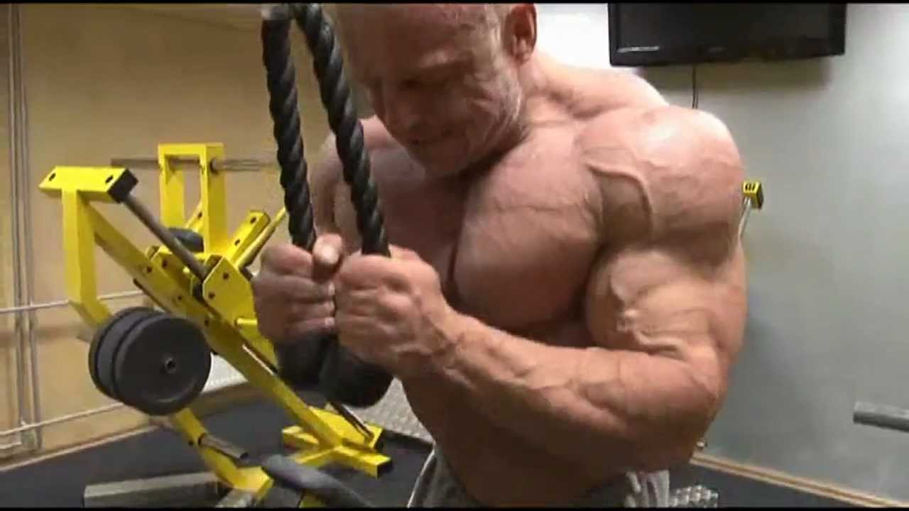 Czech muscle daddy
