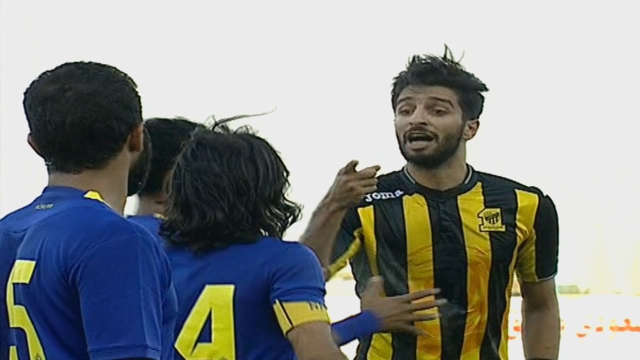 طرد لاعب النصر حسين عبدالغني بعد مشادة مع لاعب نادي الإتحاد فهد الأنصاري | بطولة تبوك الدولية 2016