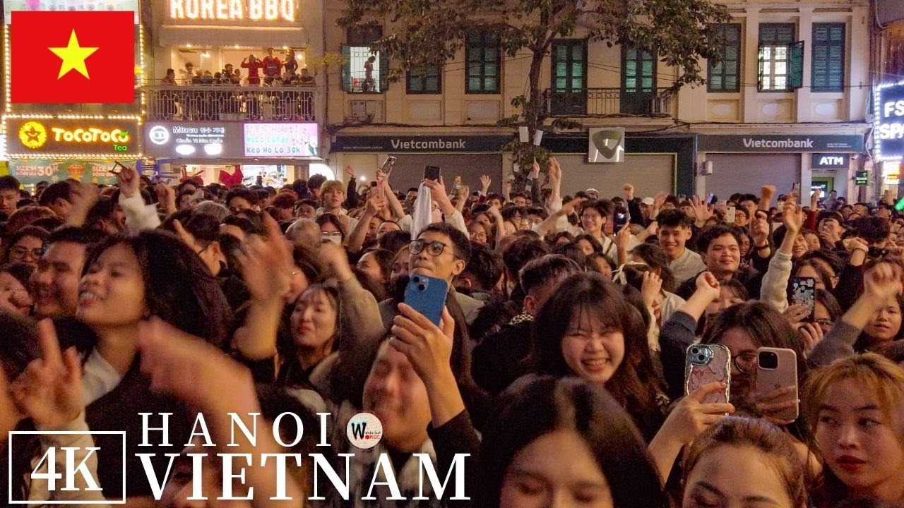 🇻🇳 Hanoi 2025 New Year Countdown Party, Vietnam 4K