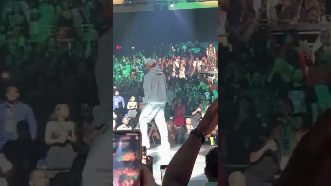 Live! Chris Brown and Usher at Usher’s Bday Concert! 10/14/22