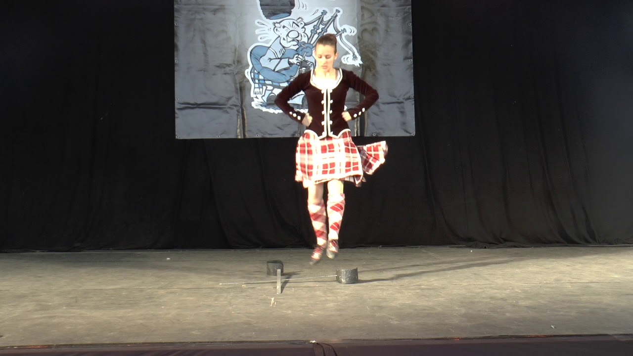 Fanny AUBRET - New-Zealand sword dance - Alden Biesen