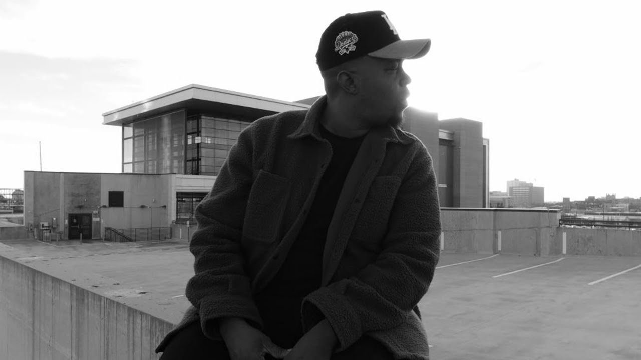 Vibetonova - TIME. (Official Music Video)