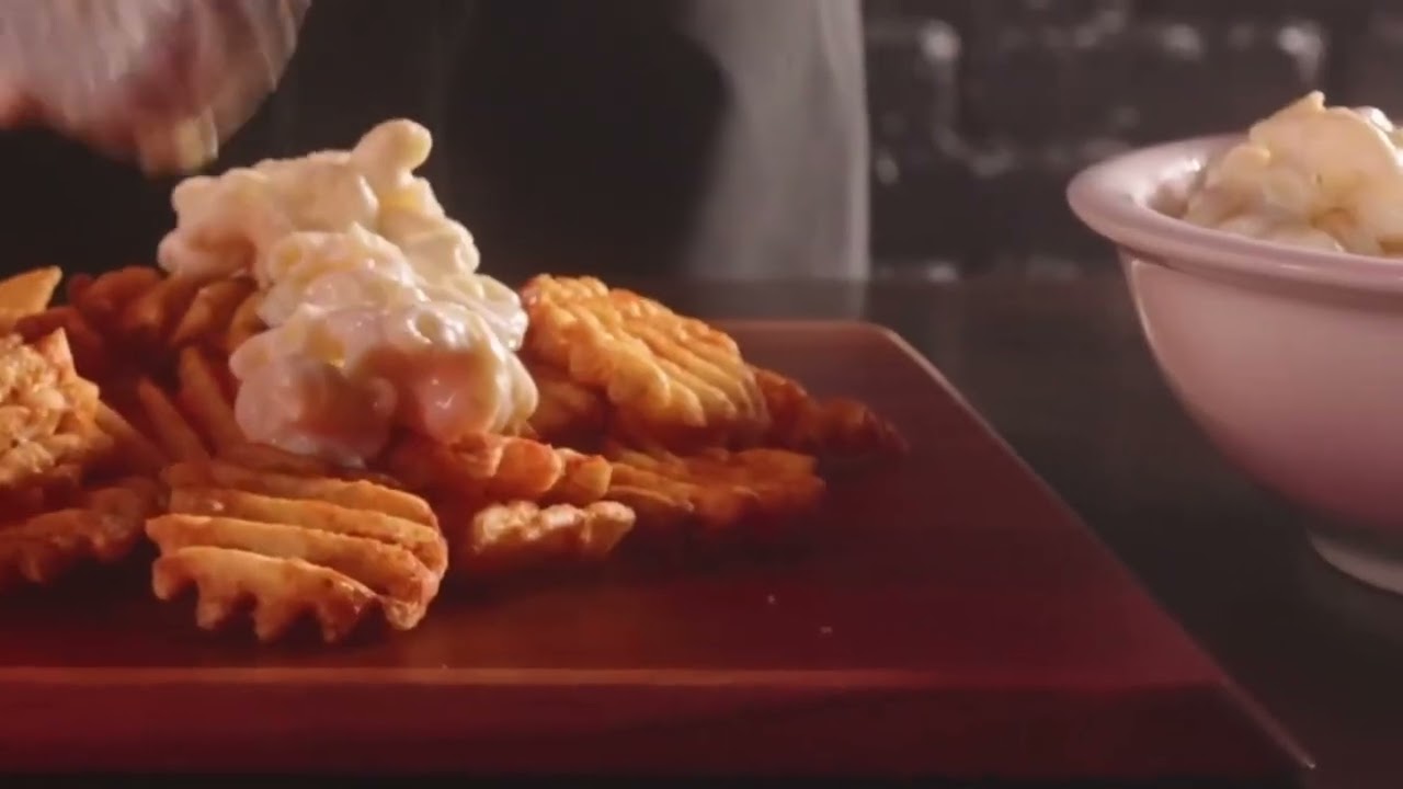Experience Main Bird Hot Chicken - Order Now!