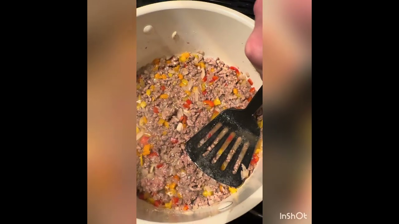 Making some Chili and Cornbread the easy way!!