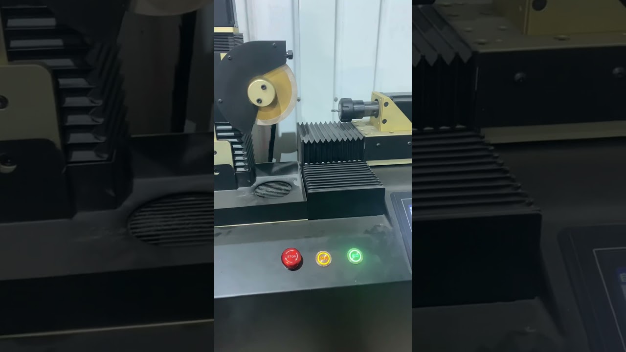 Работа китайского заточного станка для сверл.