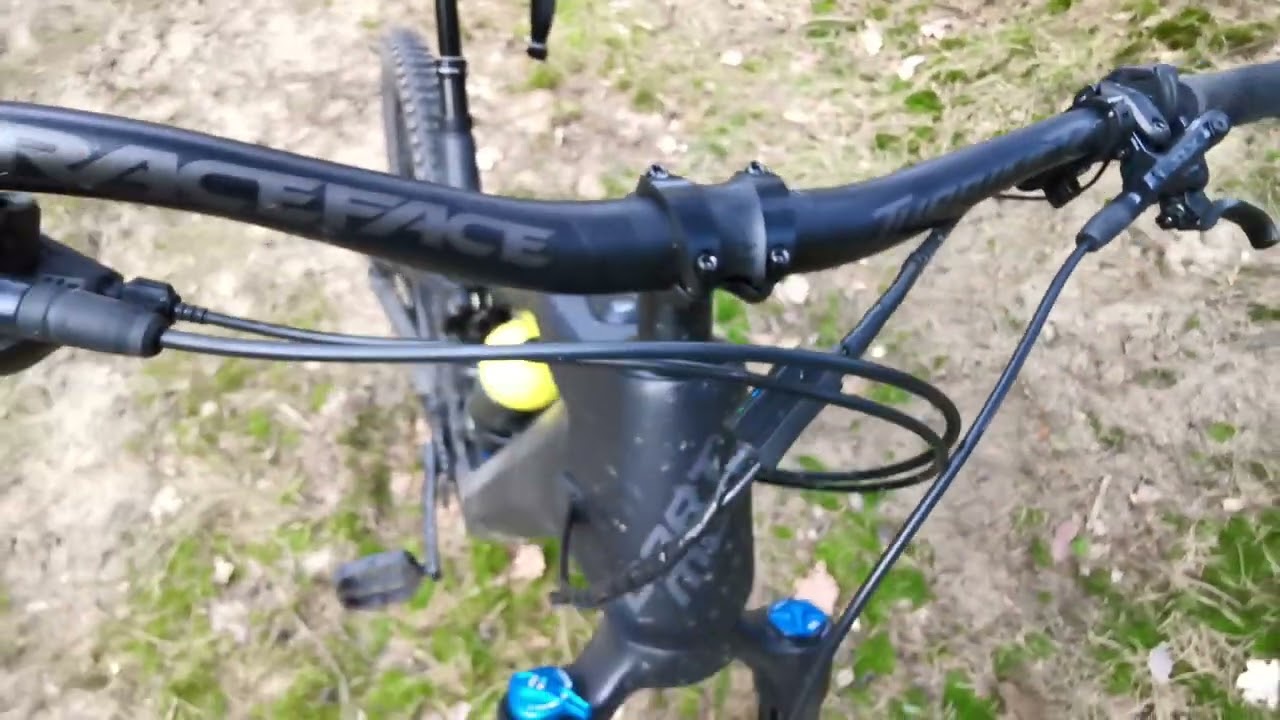 Dartmoor e-thunderbird CF. eMTB z możliwościami enduro.