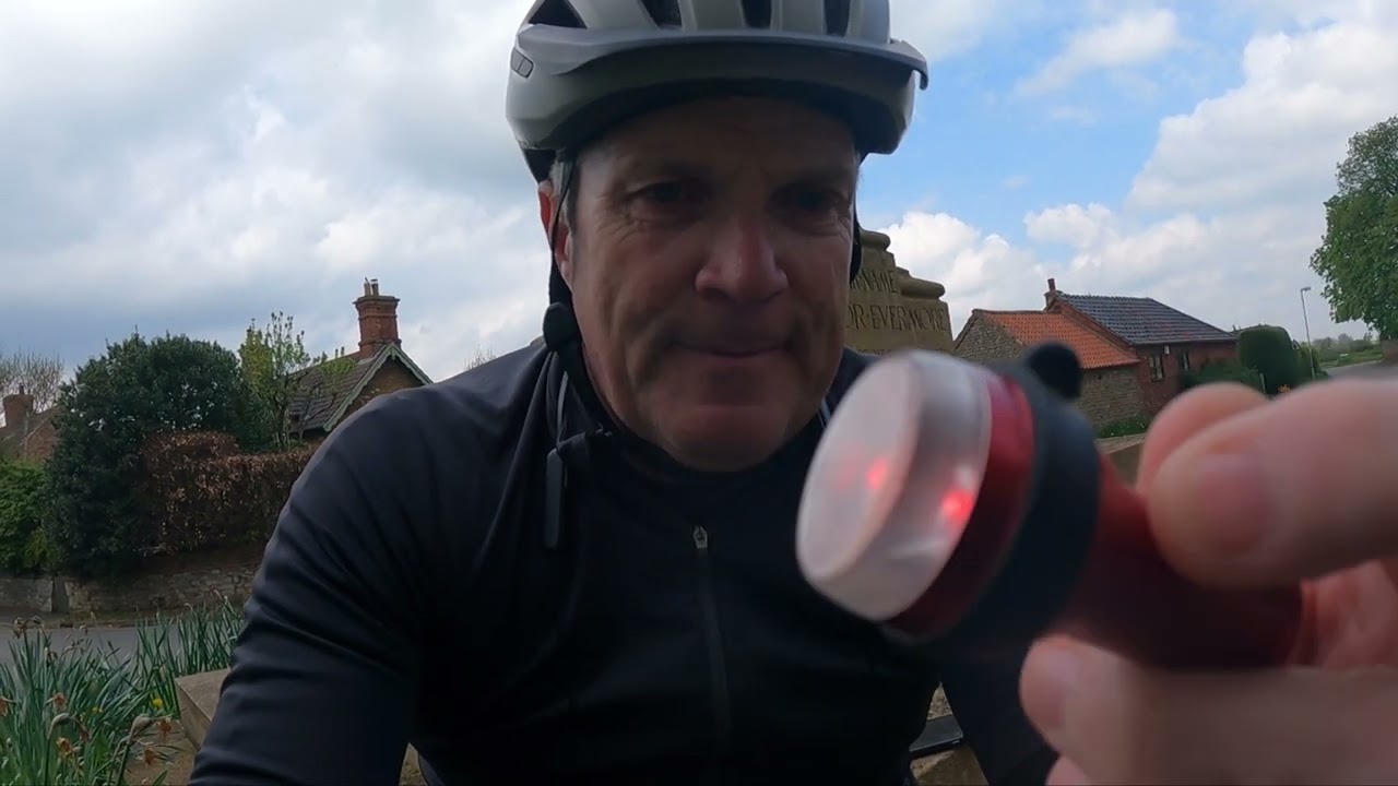 Exposure TraceR Rear Light repair and mini review - Chest infection!