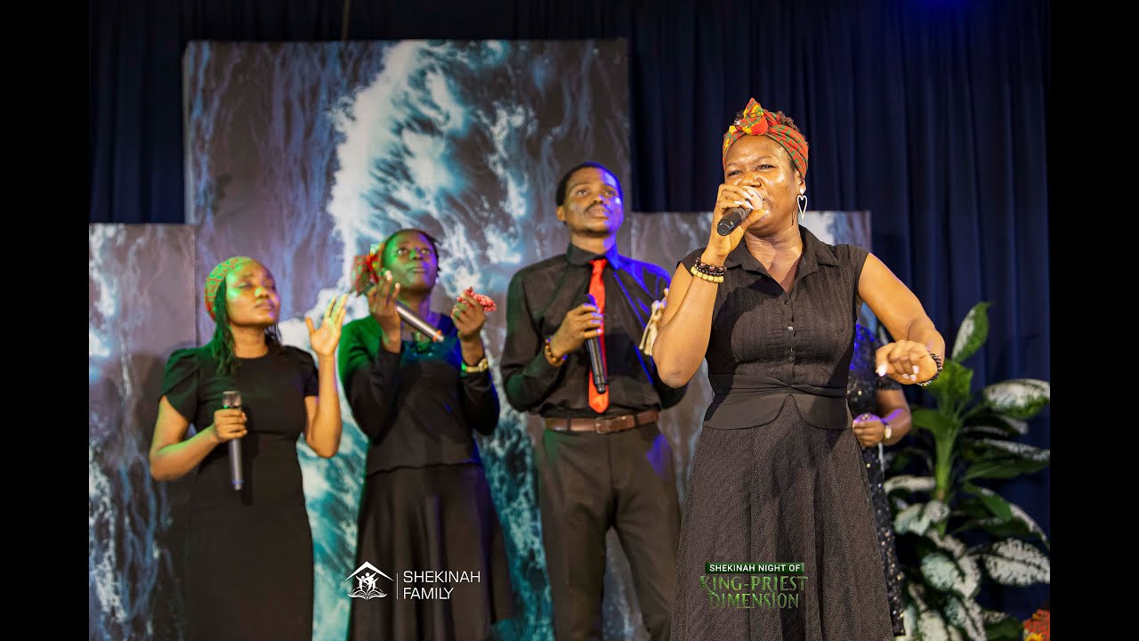 Minister Faith Christ Worship Medley || Shekinah Night of King Priest Dimension