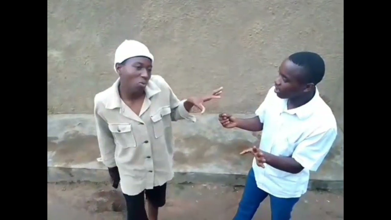 Maharikita=noneho ubutubuzi bugeze no mubakomiyiyineri