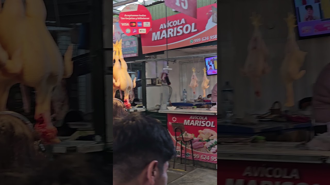 Pollo fresco en mercado Josfel, Ate #pollo #mercado #ate #lima #peru