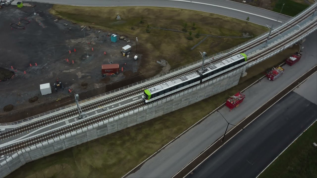 REM, Station Brossard (en essai 2021-10-03)