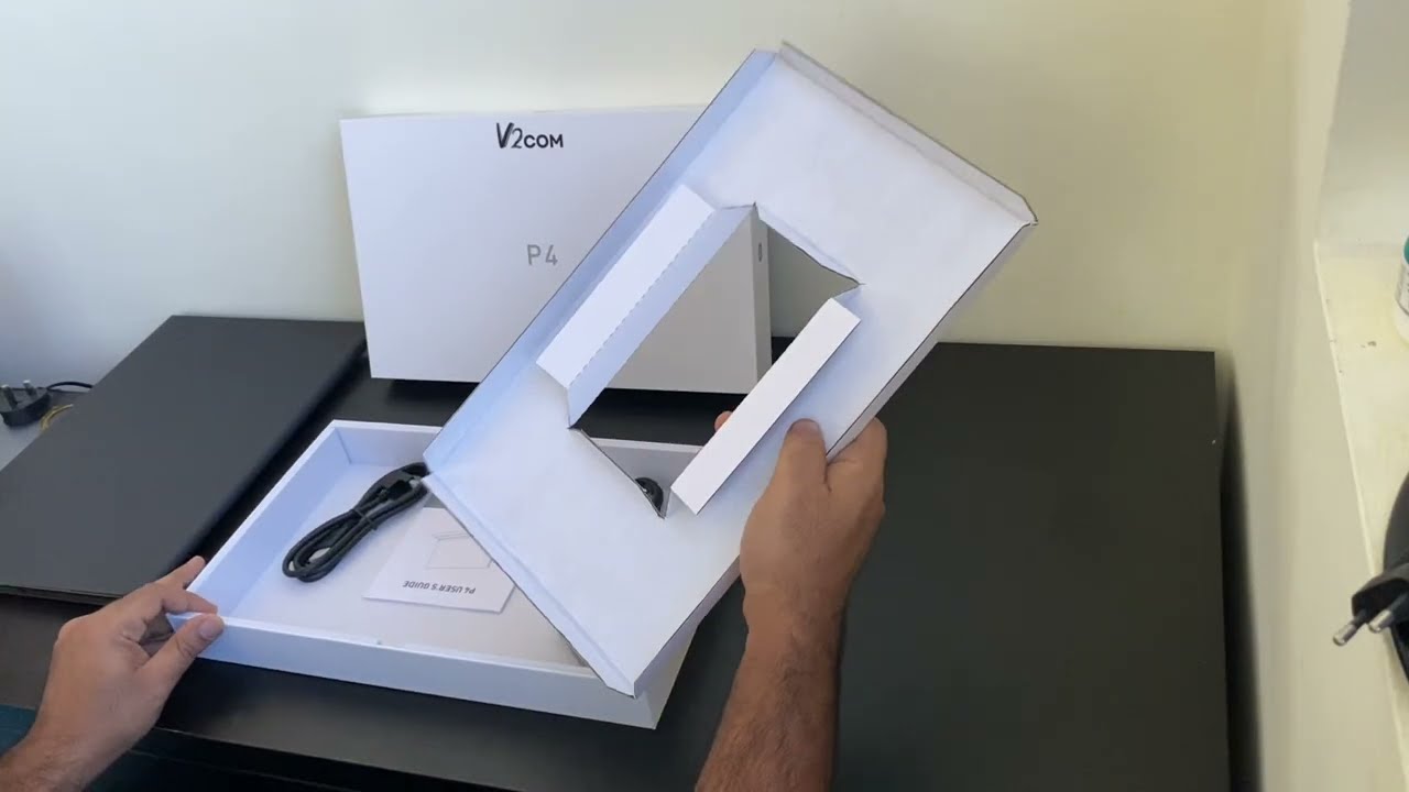 Ultra Portable Monitor by V2COM - Model P4