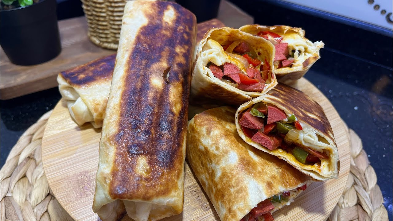 Bu Dürümü Bir Kez Deneyen Sürekli Yapıyor | Kaşarlı Sosisli Lavaş Dürüm 🌯 