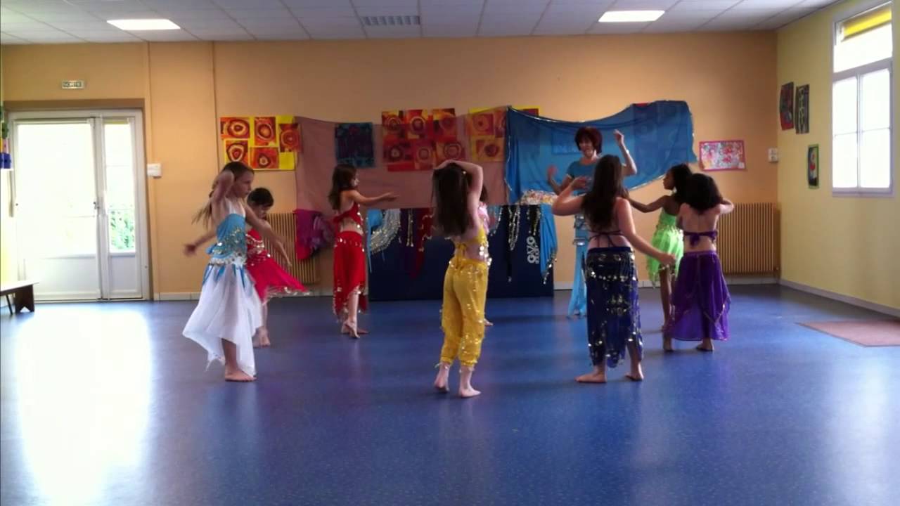 Cours de danse orientale enfants à Din'en Forme - Dinan