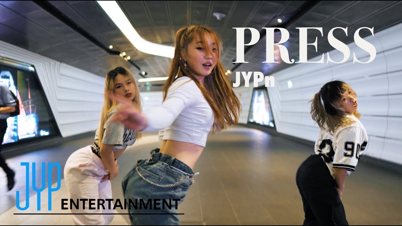 [KPOP IN PUBLIC] JYPn 