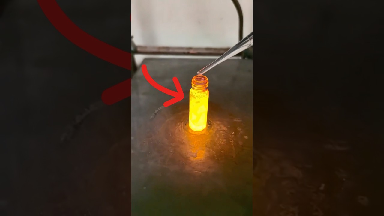 💡 LAVA FLUORESCENTE creada con QU&Iacute;MICA 🧪 &iexcl;TIENES que VERLO! 🤯 #quimica
