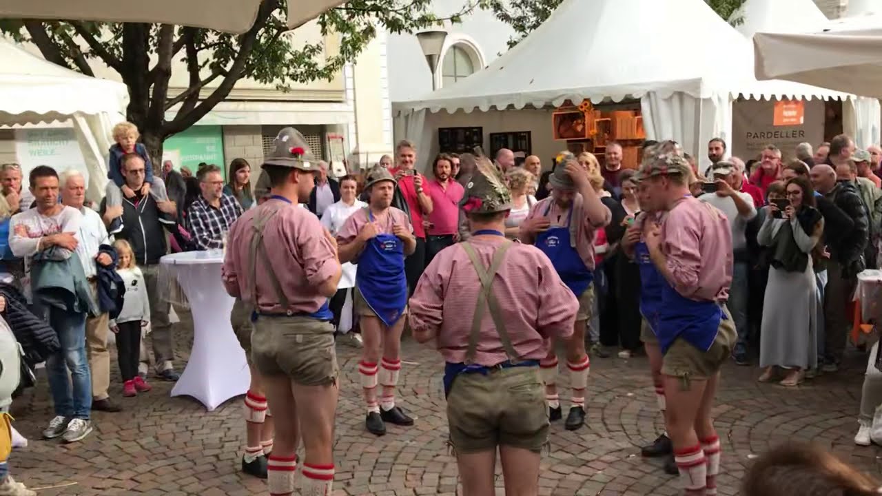 Ballo tirolese, Schuhplattler in Südtirol