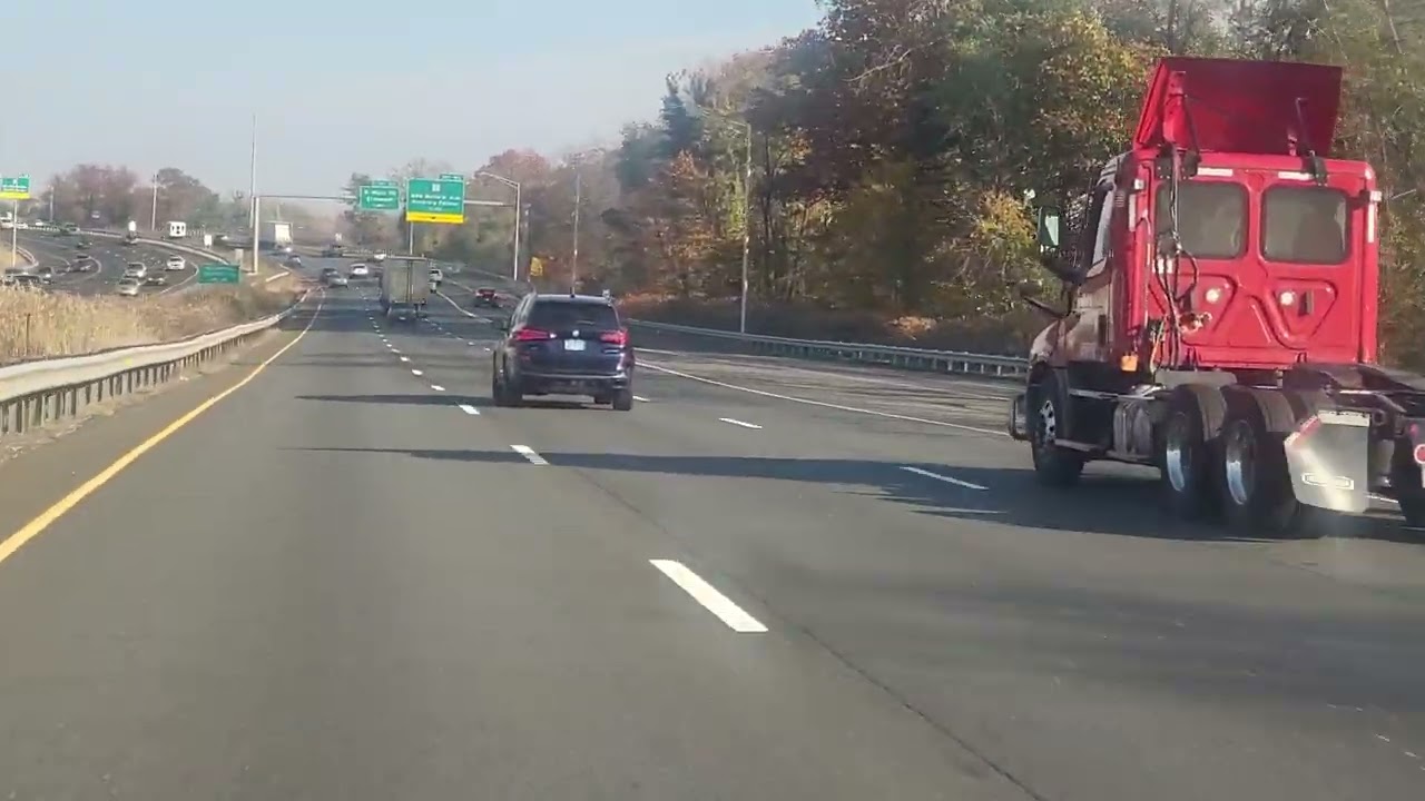 Driving from Farmington Connecticut to East Hartford Connecticut. I-84 East