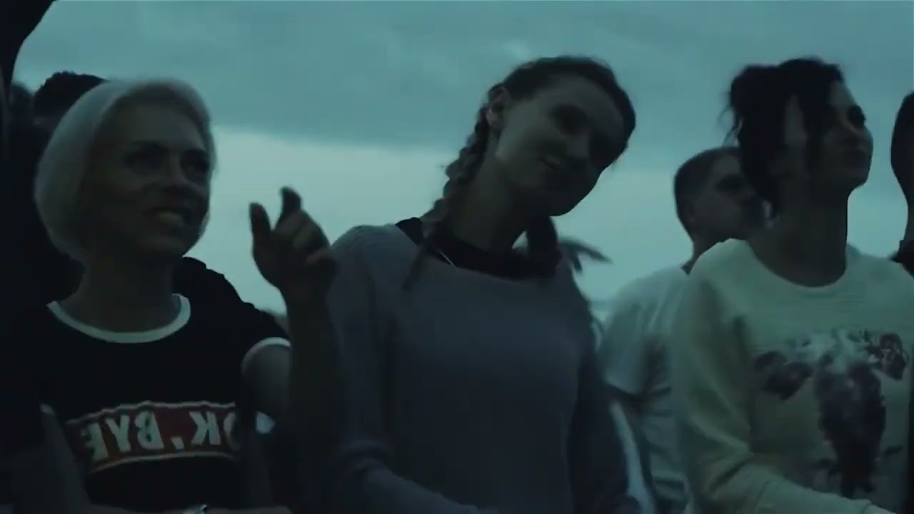 Mimmo Amerelli Feat La Madama Radio – Alla consolle (Mucha Cossa)
