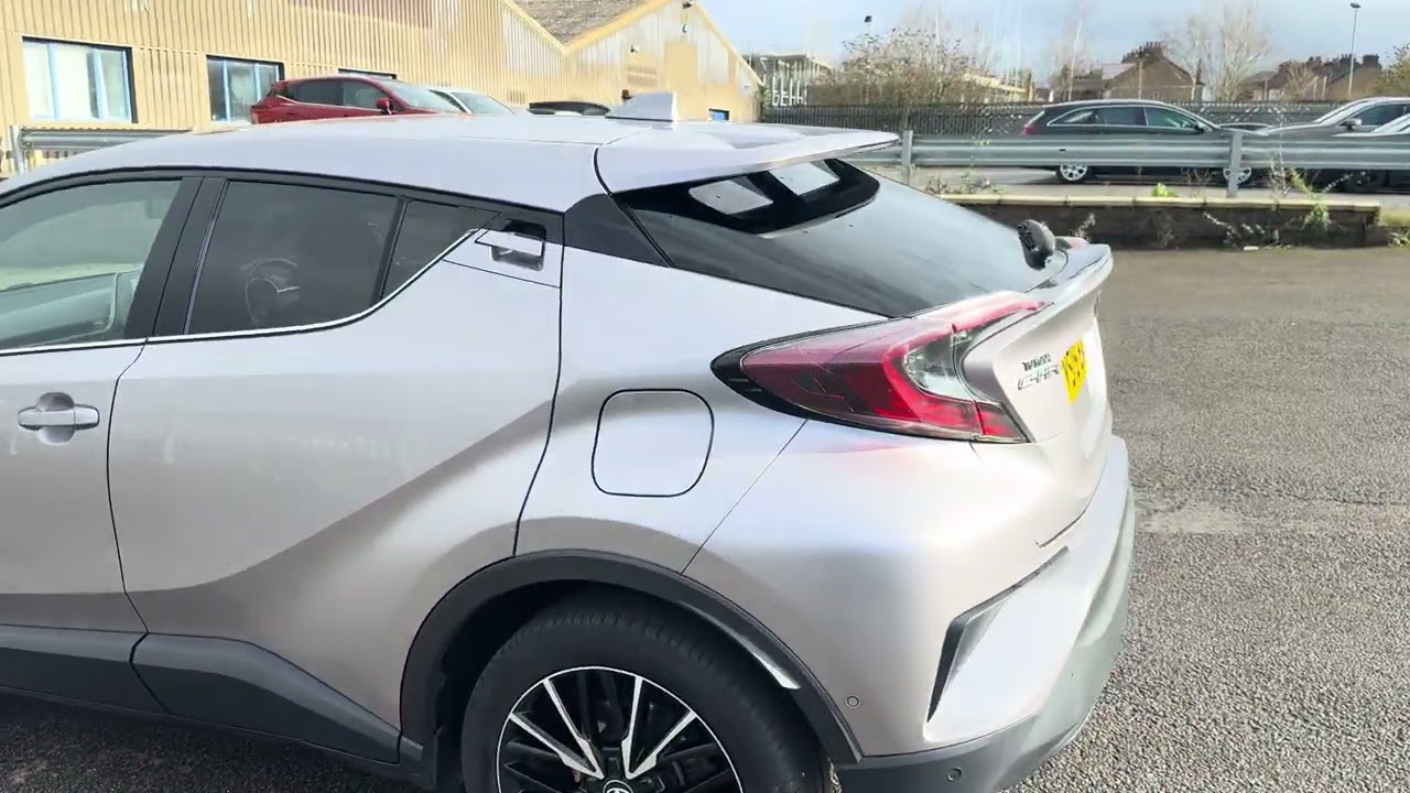 TOYOTA CHR (YS19BAU)