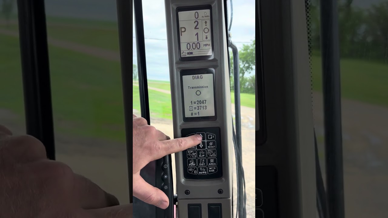 View and clear trouble codes Case IH tractor