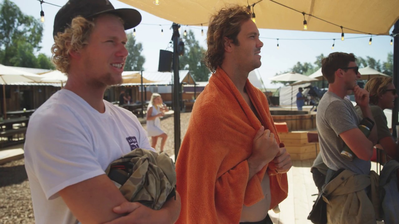 Ian Cairns SUP surfing Kelly Slater's wave pool | ASN