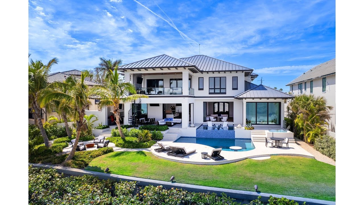 $14.975M Sarasota Waterfront with Indoor-Outdoor Living 🌊 | 424 Bowdoin Circle - Sarasota, Florida