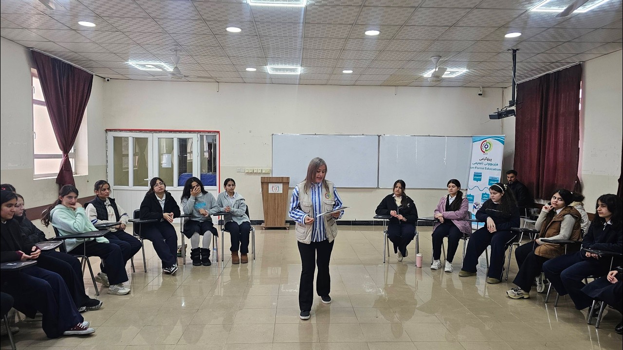 ئەنجامدانی سیمنارێک لە بارەی ڕەفتاری قوتابی لەلایەن ڕاهێنەر (فریشتە عبدالرزاق) بۆ قوتابیانی قۆناغی 8