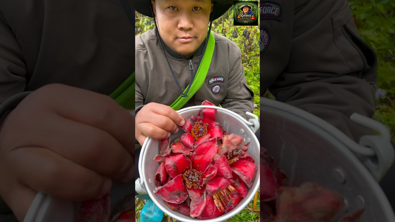 Authentic Forest Food: River Snails & Wild Jungle Flowers