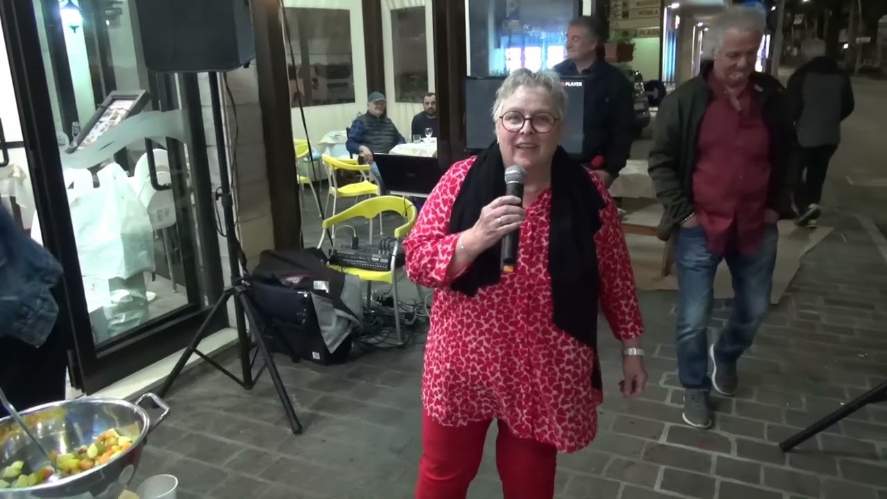 Heidi singt bei Ciro