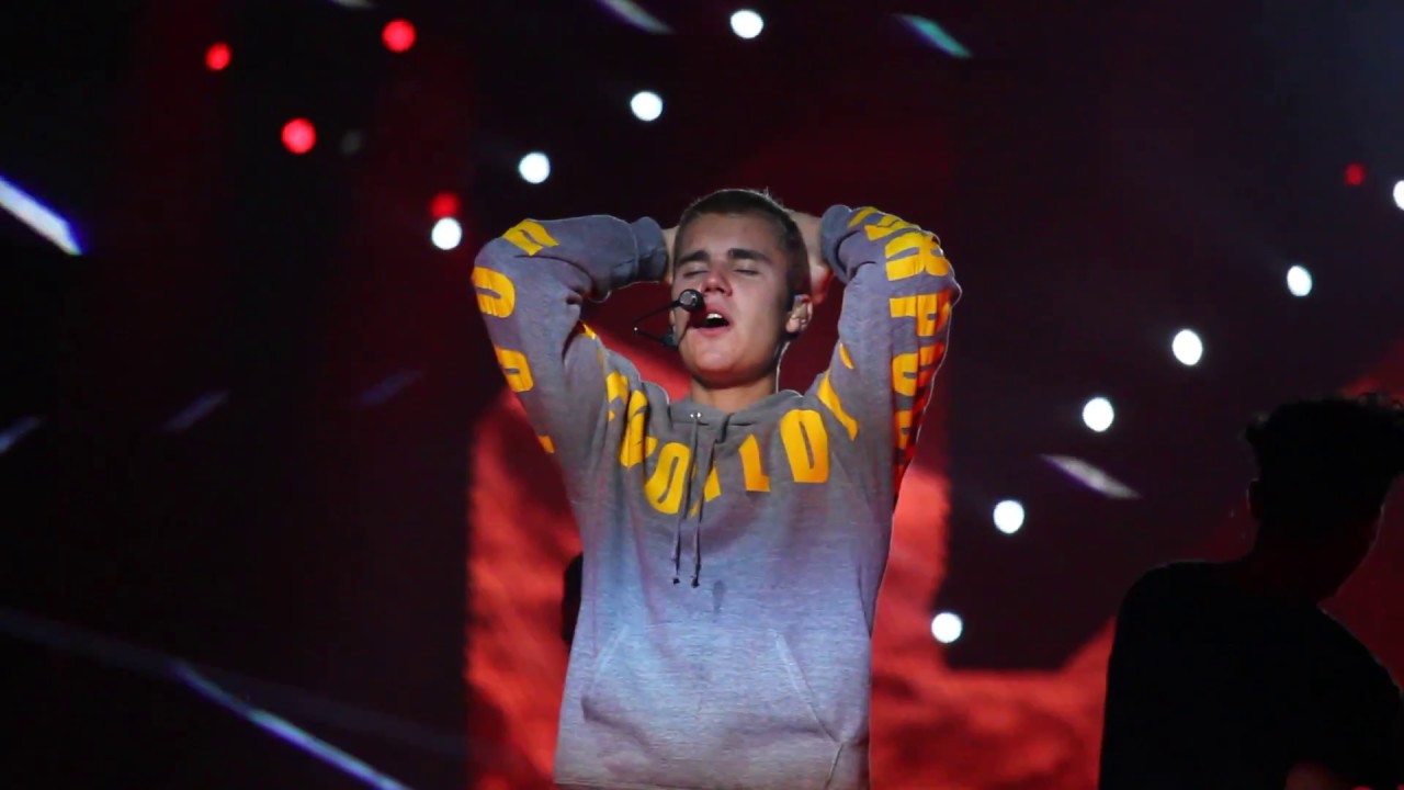 Justin Bieber - Let Me Love You (Bogotá, Colombia) 12/04/17
