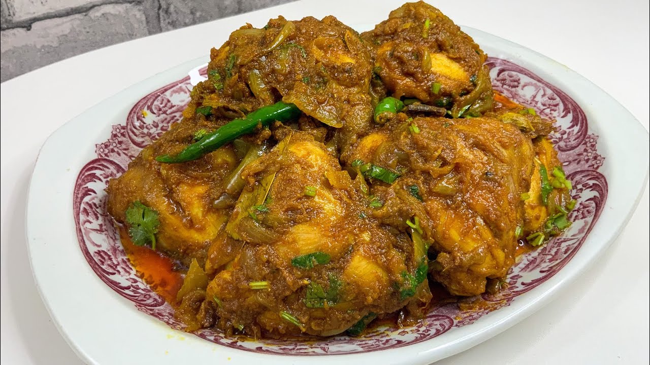 How to make Bangladeshi Roast Chicken Curry