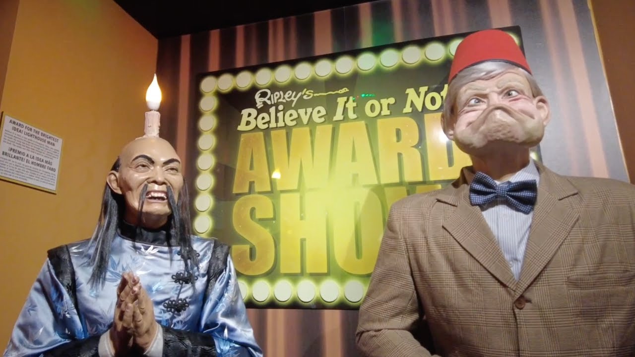 Ripley's Believe It Or Not // Taking the Metro G Line and B Line to Hollywood Blvd