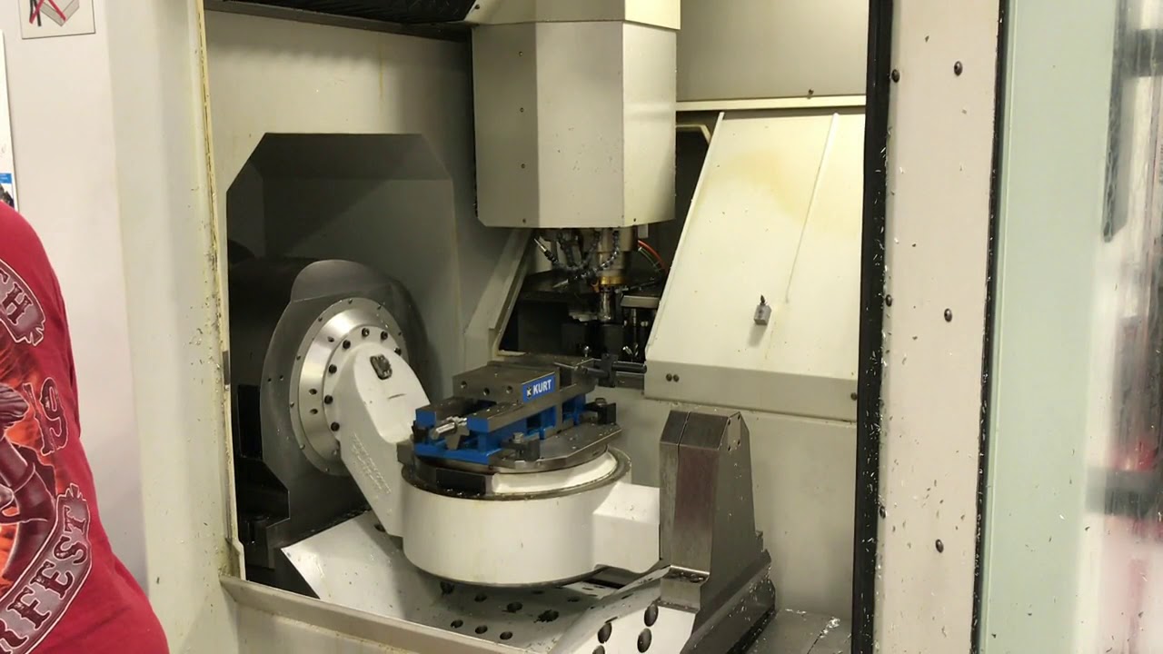 Roders TEC RXP 601 DSH 5 Axis CNC Machining Center