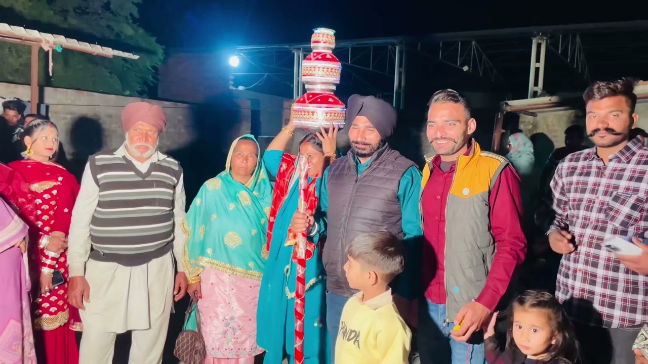 ਅੱਜ ਦੇ ਵਲੋਗ ਵਿੱਚ ਤੁਹਾਨੂੰ ਦਿਖਾਵਾਂਗੇ ਹਲਦੀ ਅਤੇ ਜਾਗੋ ਦੇ ਨਜ਼ਾਰੇ ਦੇਖੋ ਸਾਡਾ ਸਾਰਾ ਵਲੋਗ🥰🥰🥰