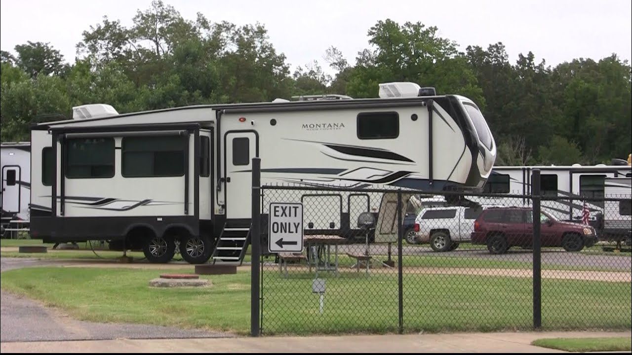 Sebastian Rogers— is he Here??? my drive from one CP RV Park to another- EZ Daze to Yogi Bear- IMO