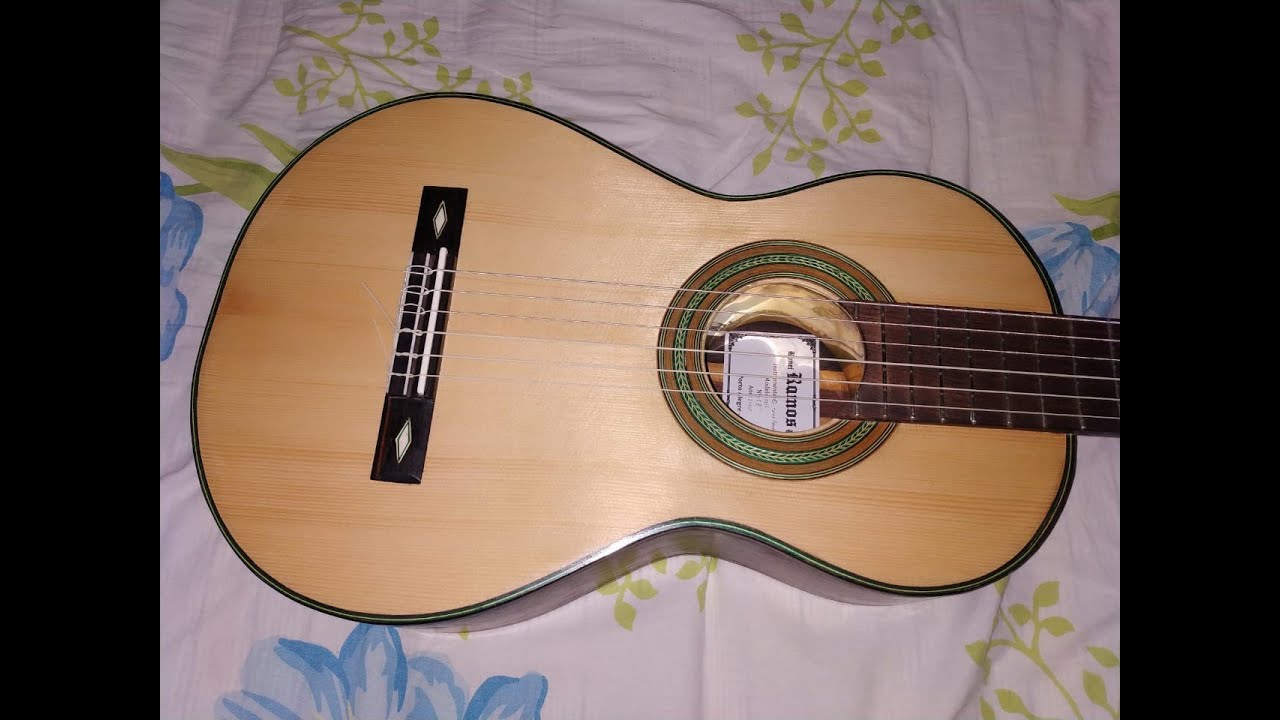 Guitarra Romântica com tornavoz/19th century guitar style with tornavoz - R. Ramos Luthier