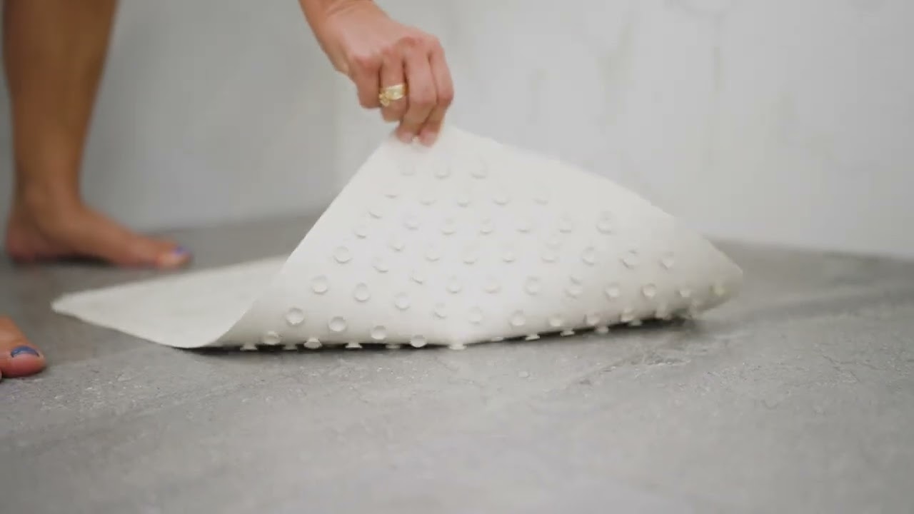 What makes the Eco-Friendly Bath Mat from HEVEA so great to use?