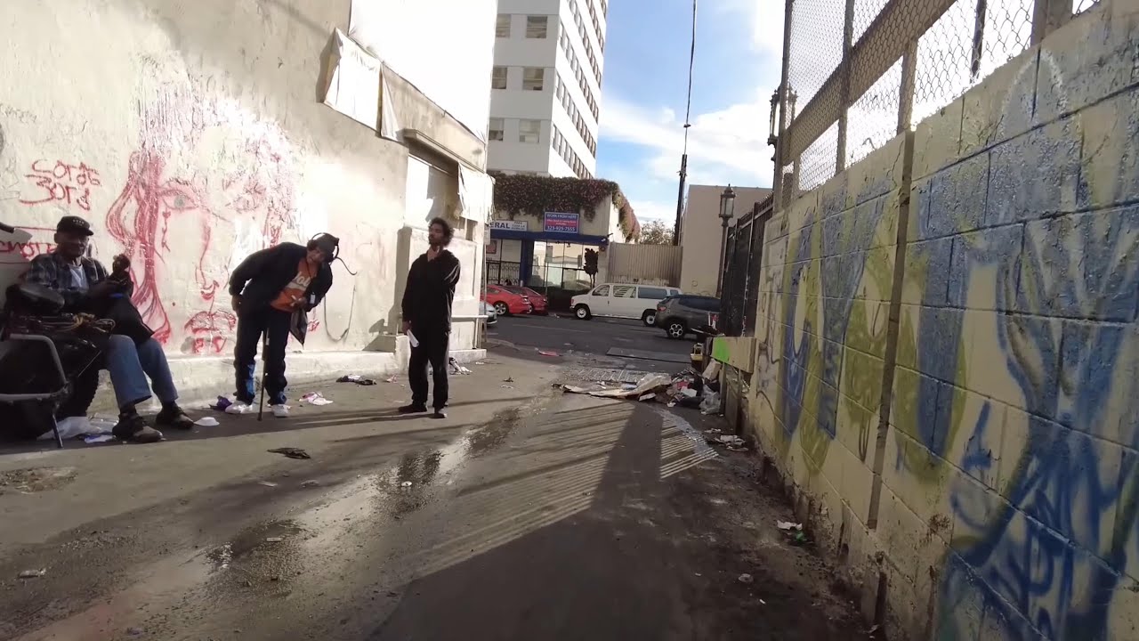 THIS IS WHAT LOS ANGELES FILTHIEST STREETS LOOK LIKE